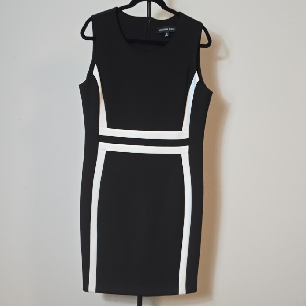 Black & White Sleeveless Sheath Dress